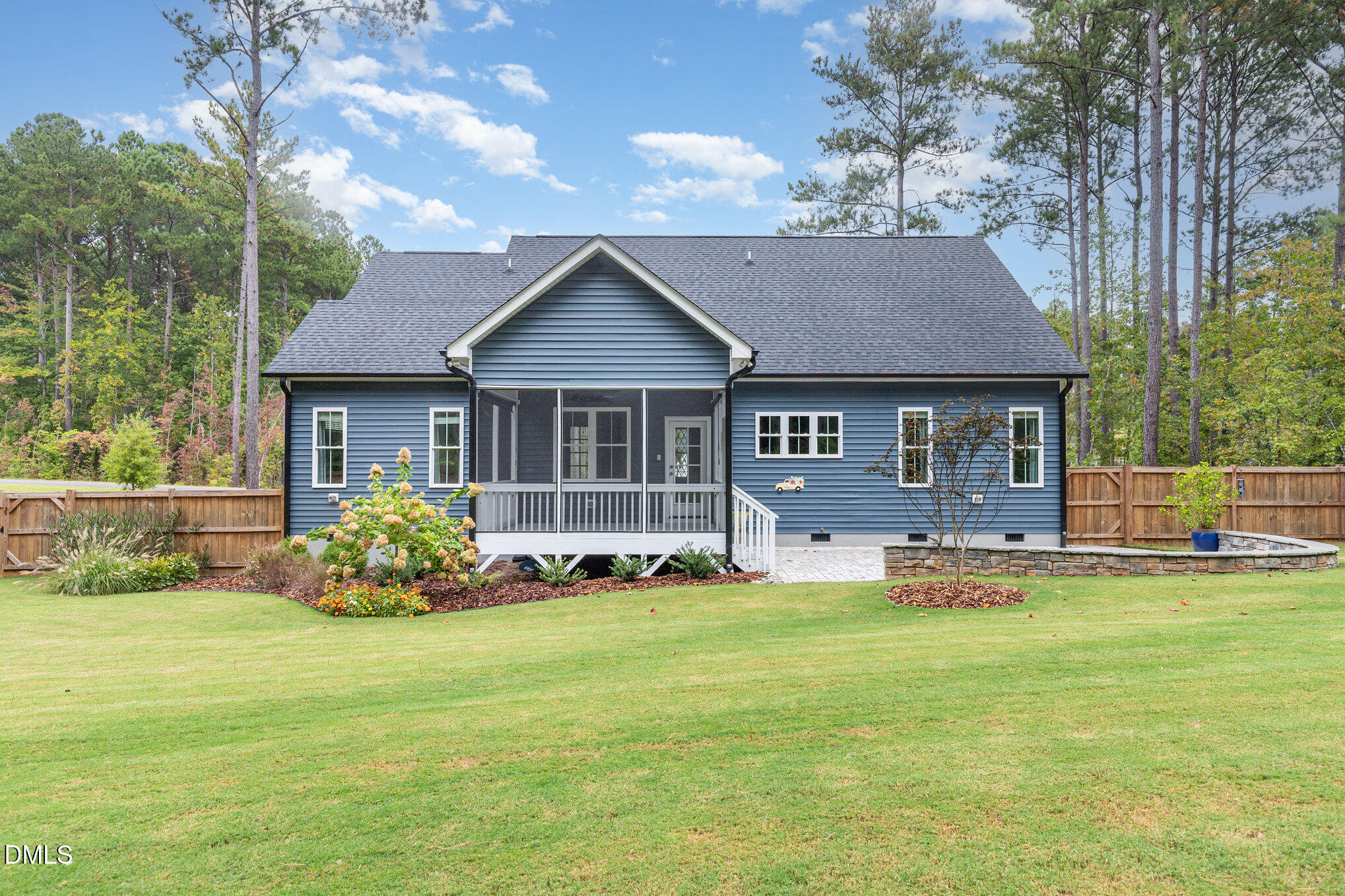 25 Daisy Drive