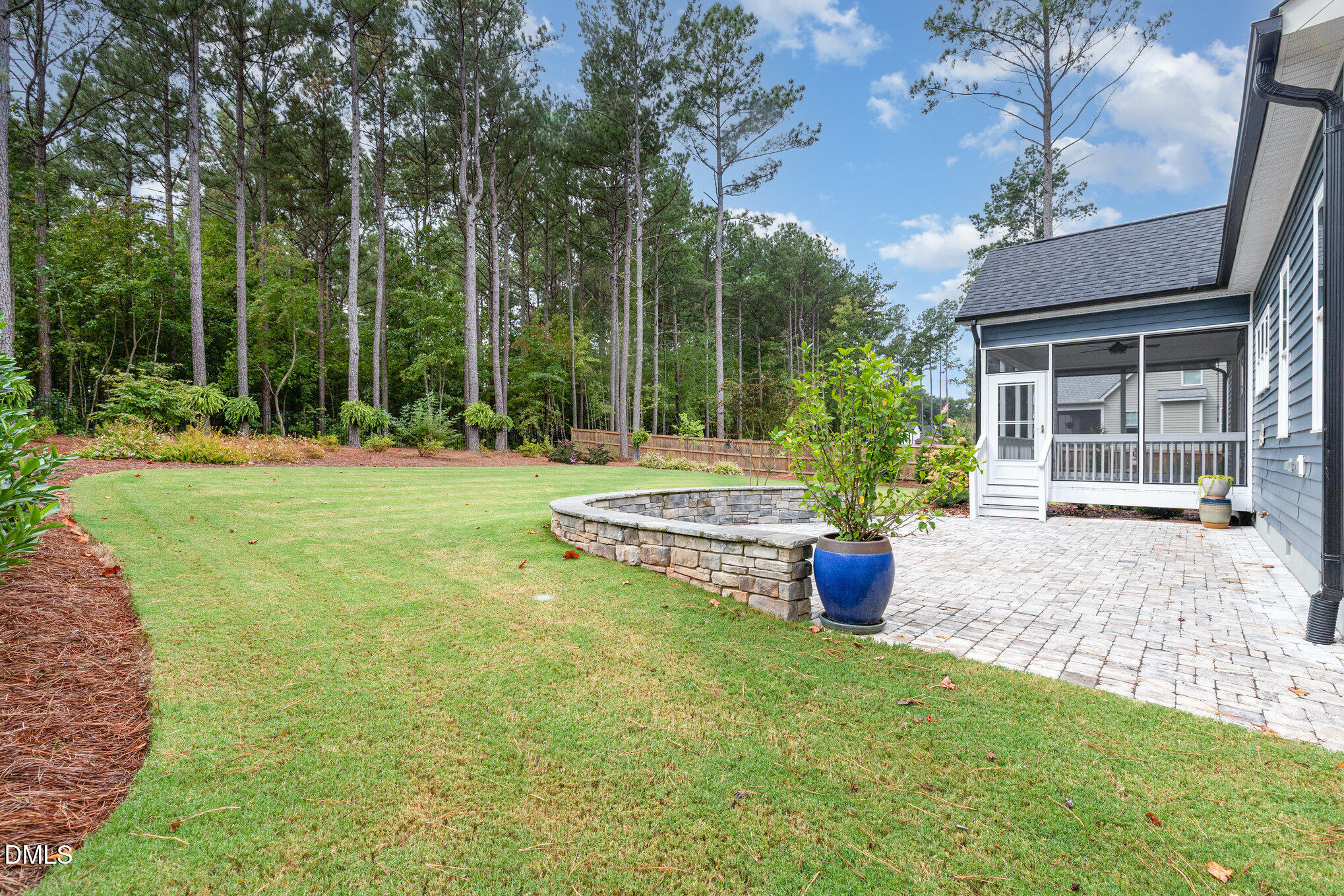 25 Daisy Drive