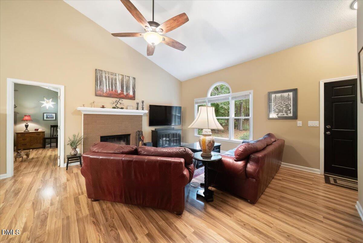5216 Relay Way Way
