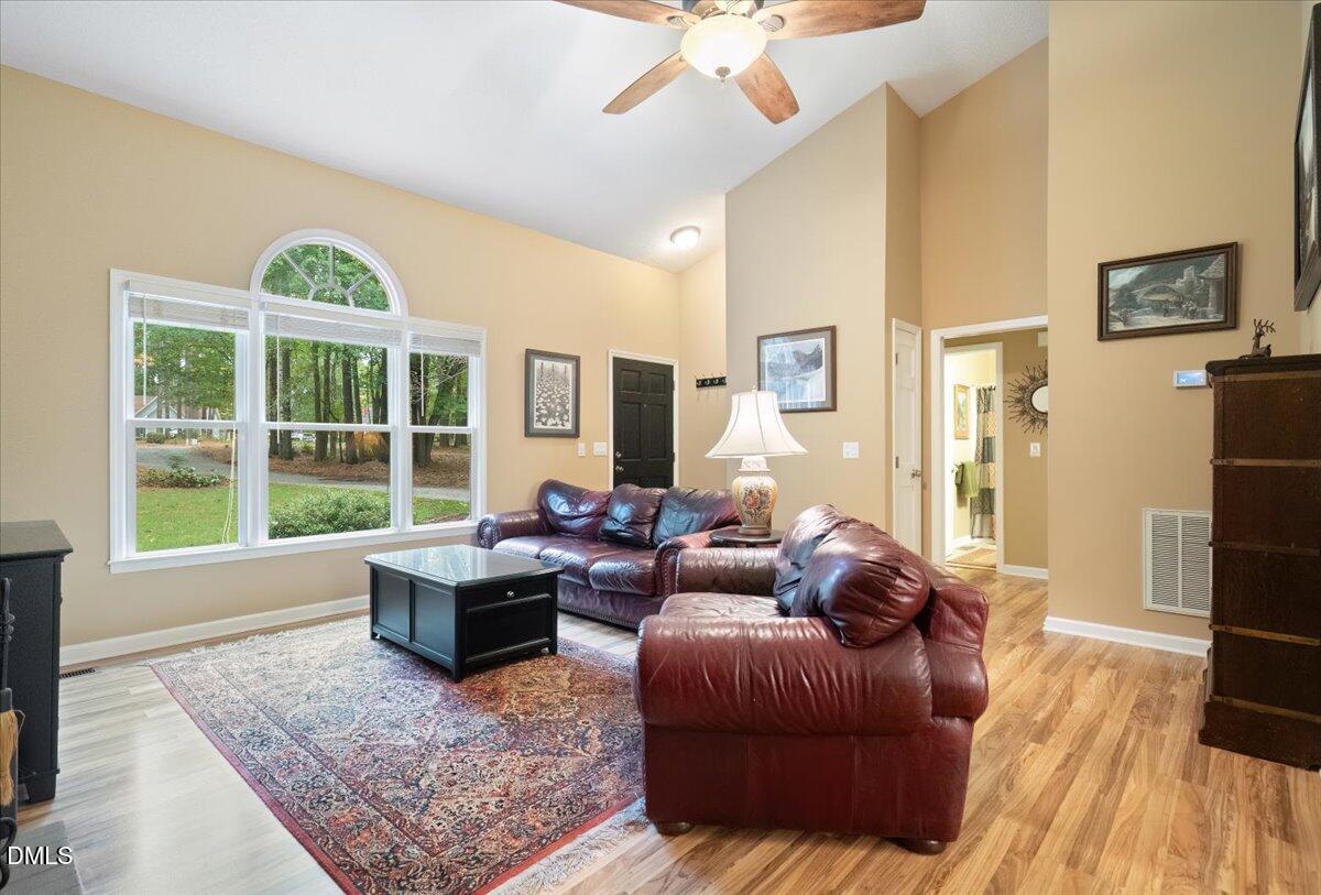 5216 Relay Way Way