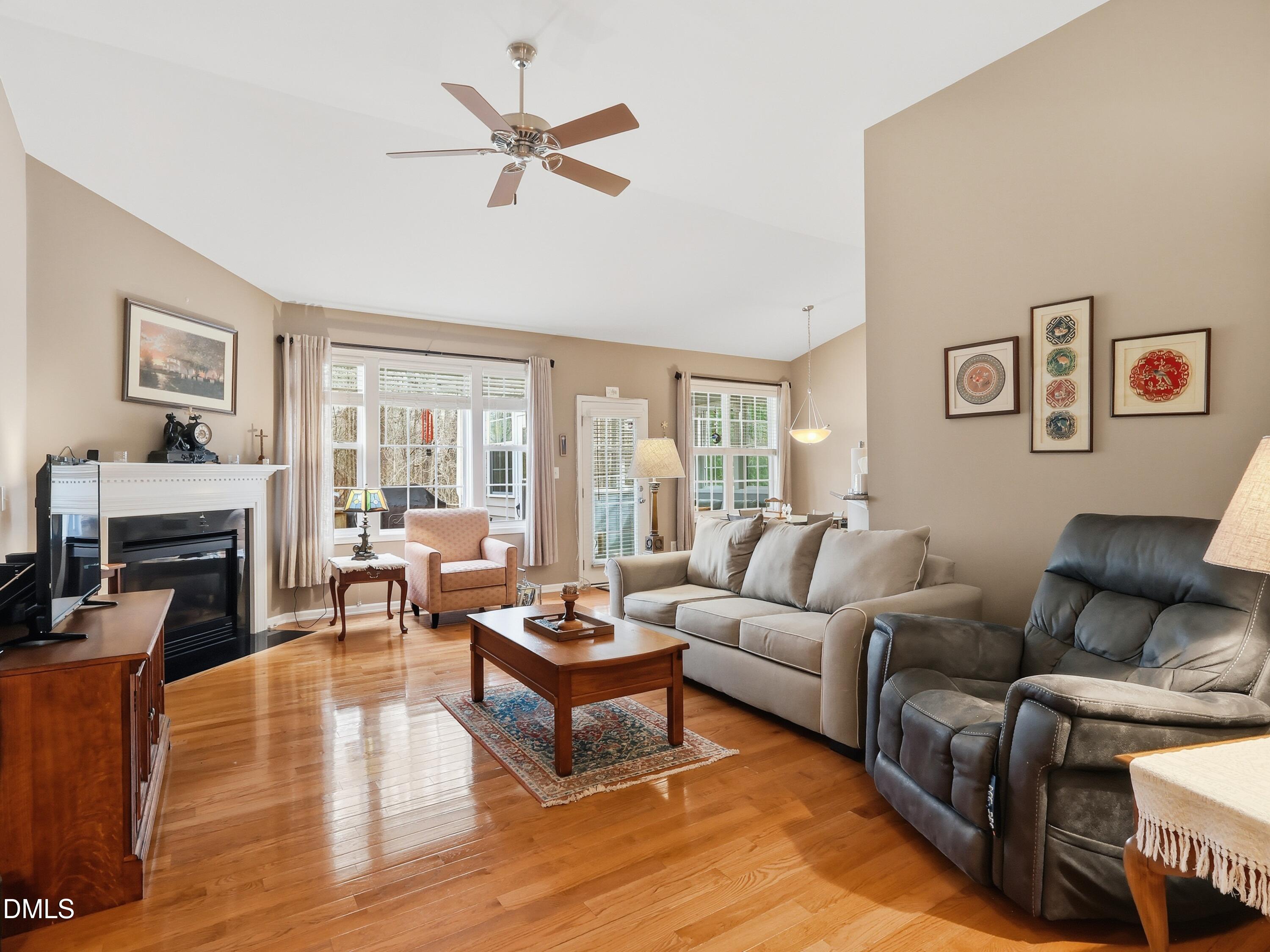 9108 Linslade Way