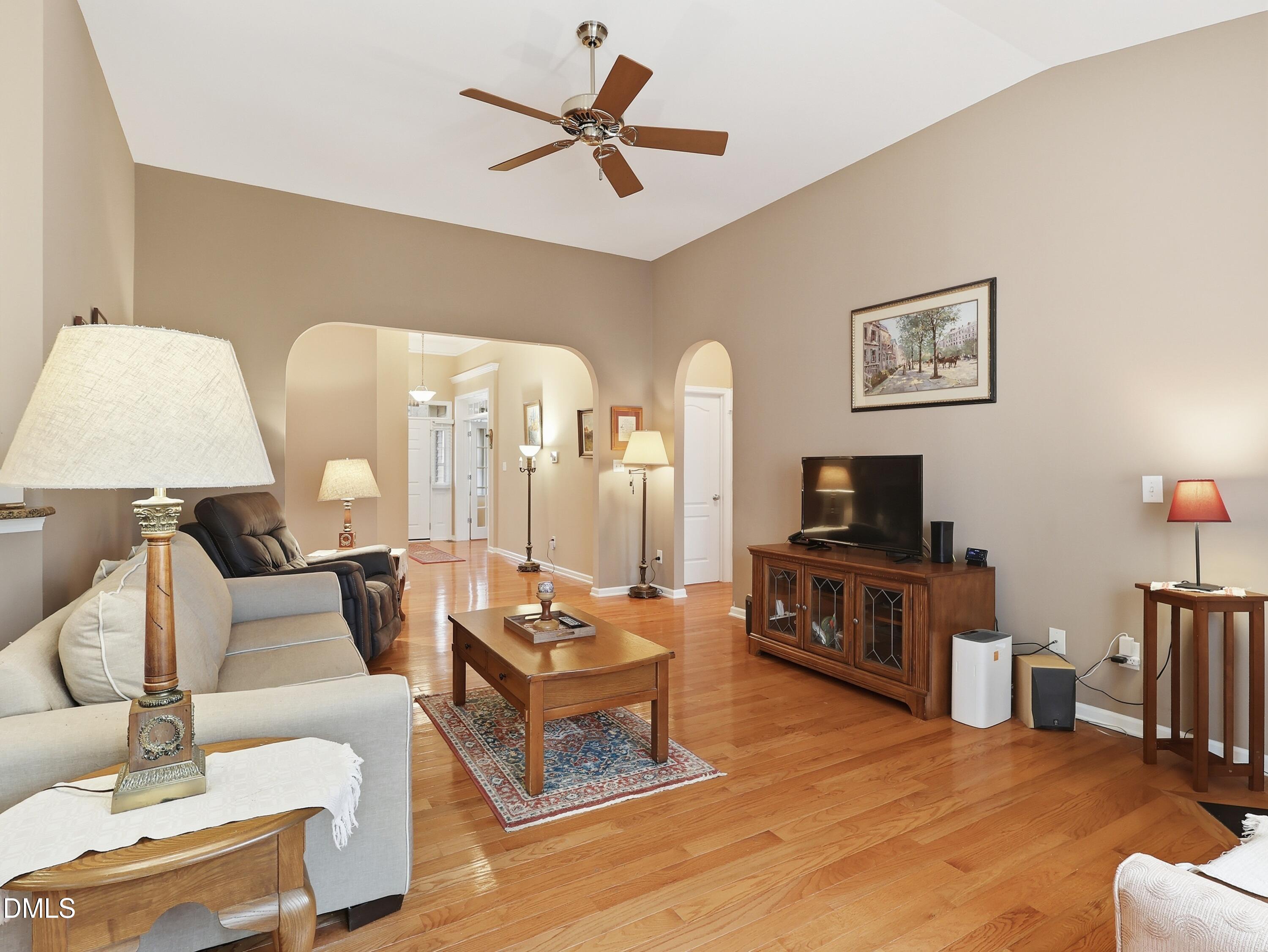 9108 Linslade Way