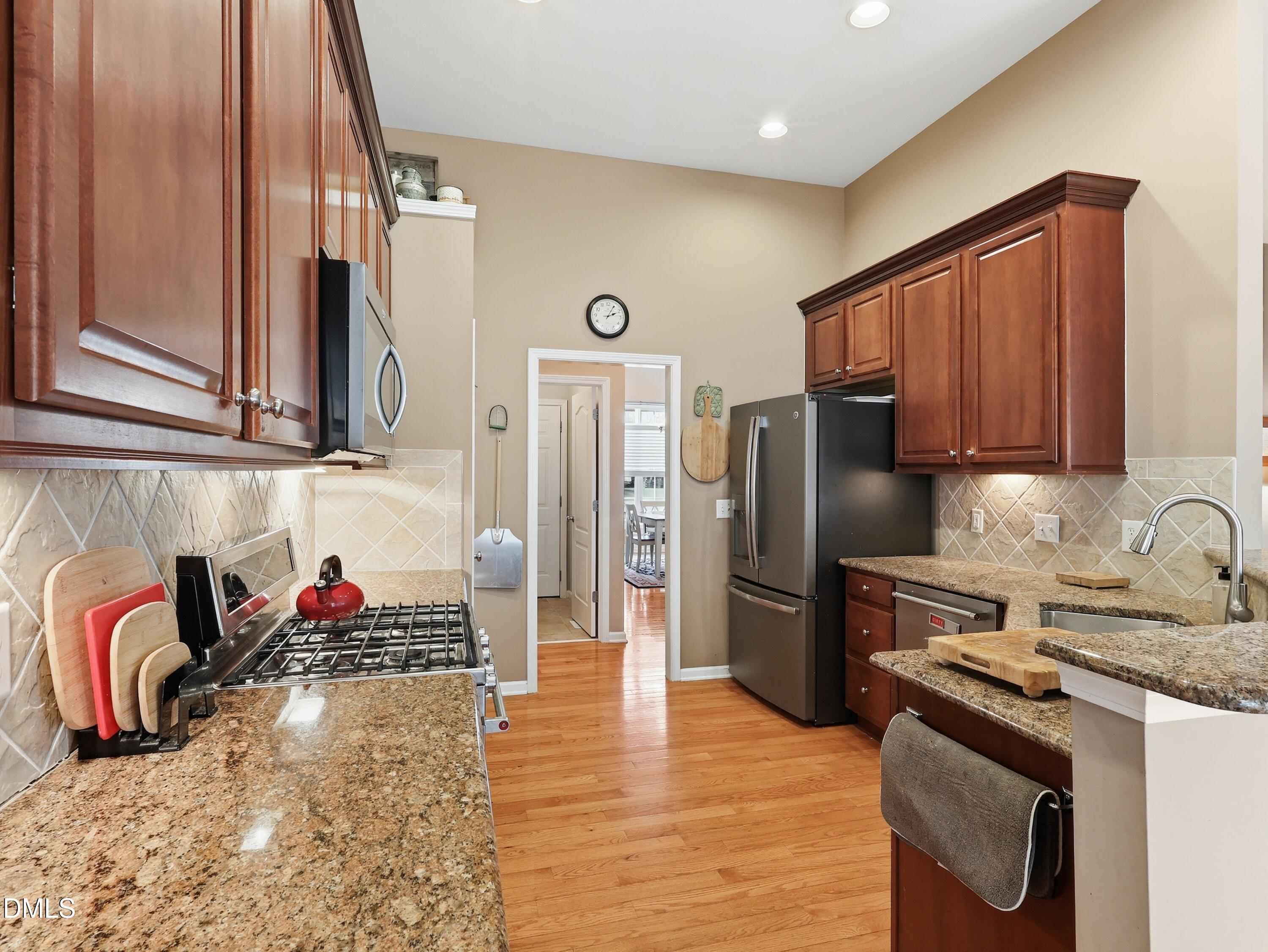 9108 Linslade Way