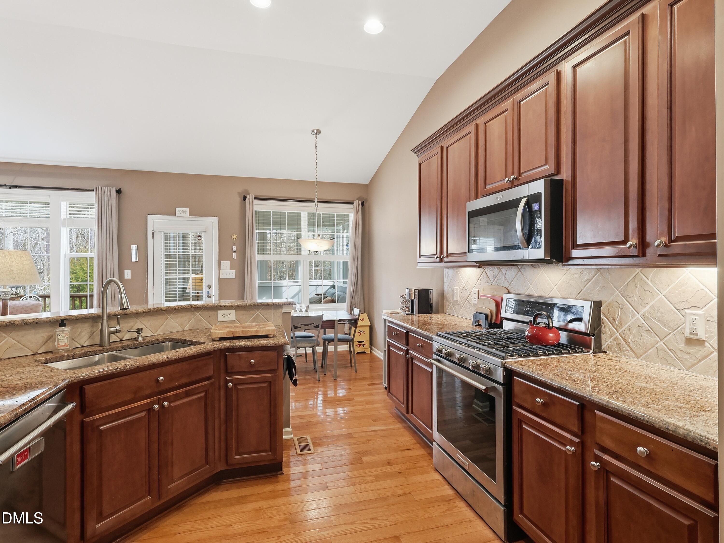9108 Linslade Way