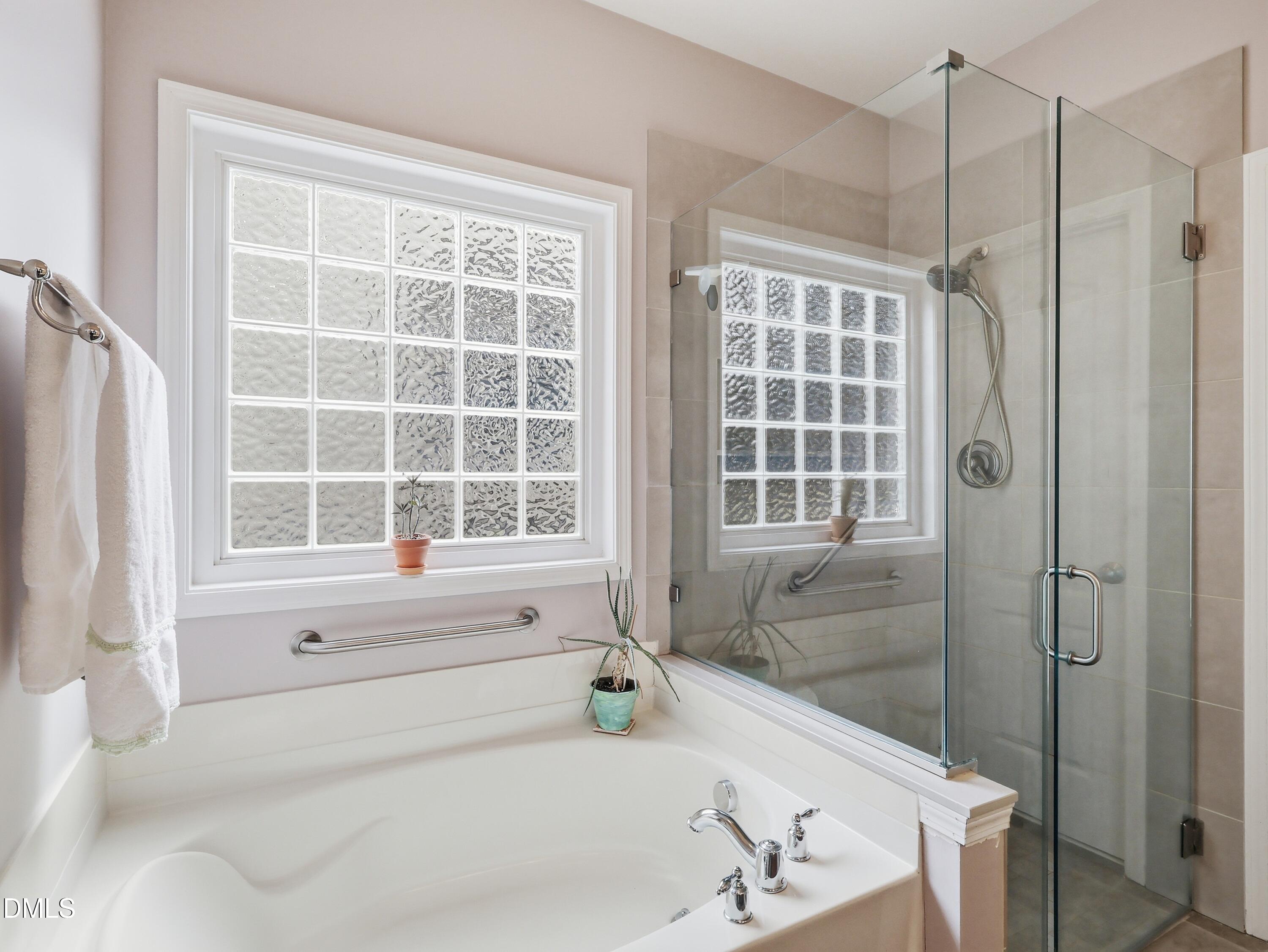 9108 Linslade Way
