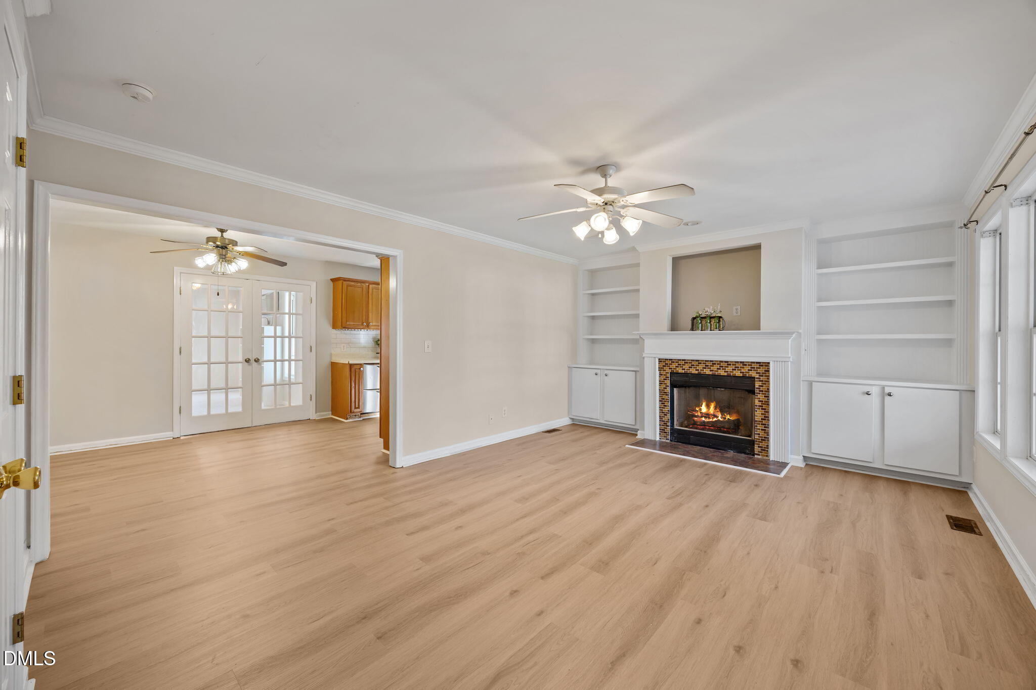 1725 Cobblestone Drive