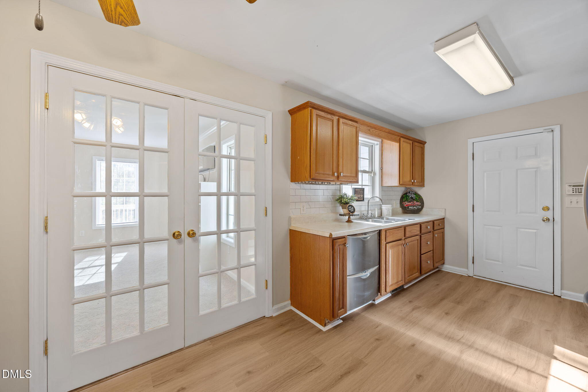 1725 Cobblestone Drive