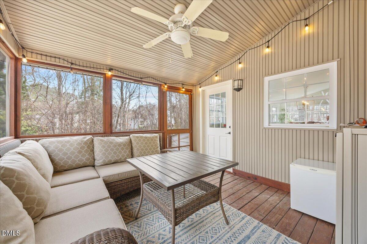 813 Deer Hollow Court