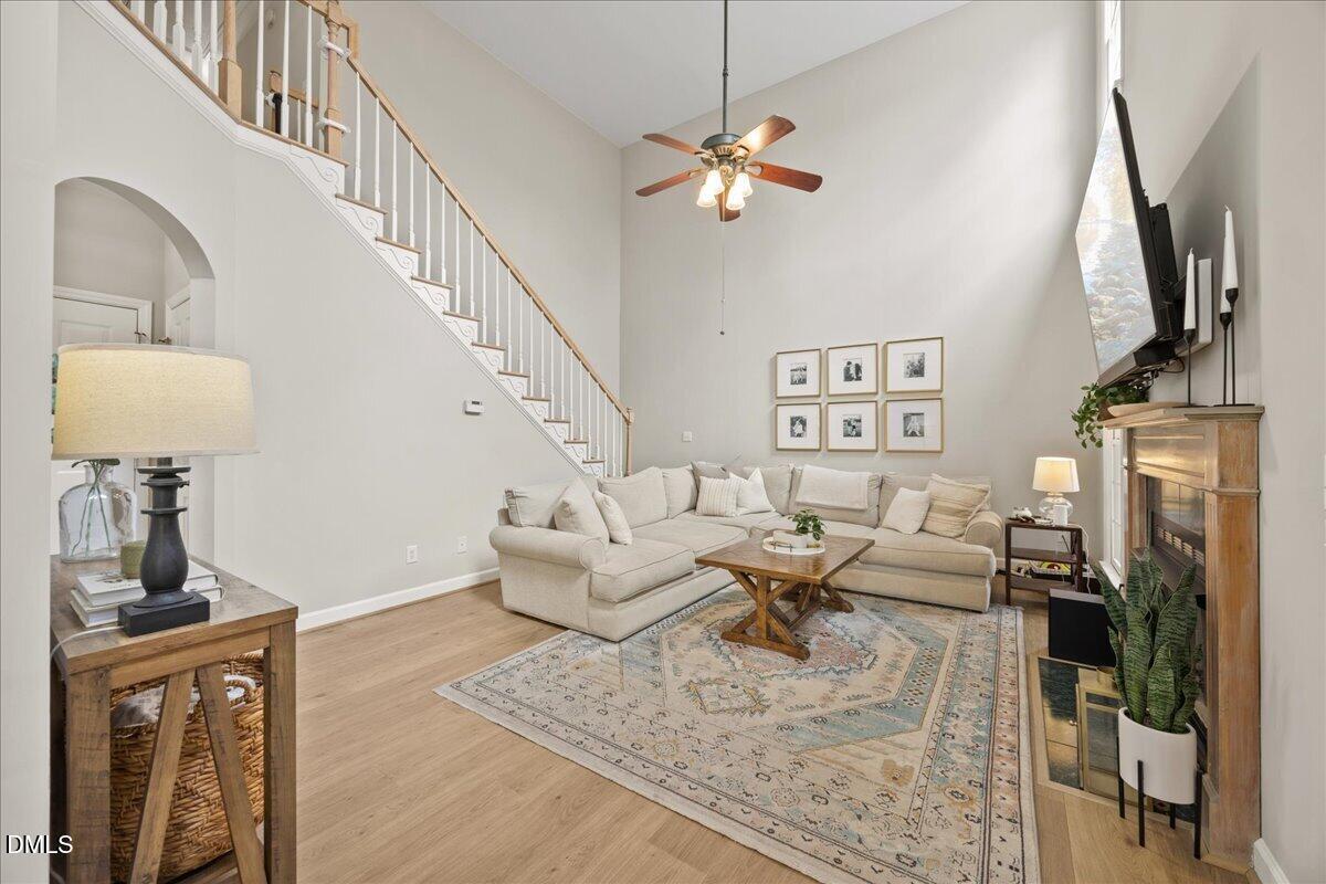 813 Deer Hollow Court