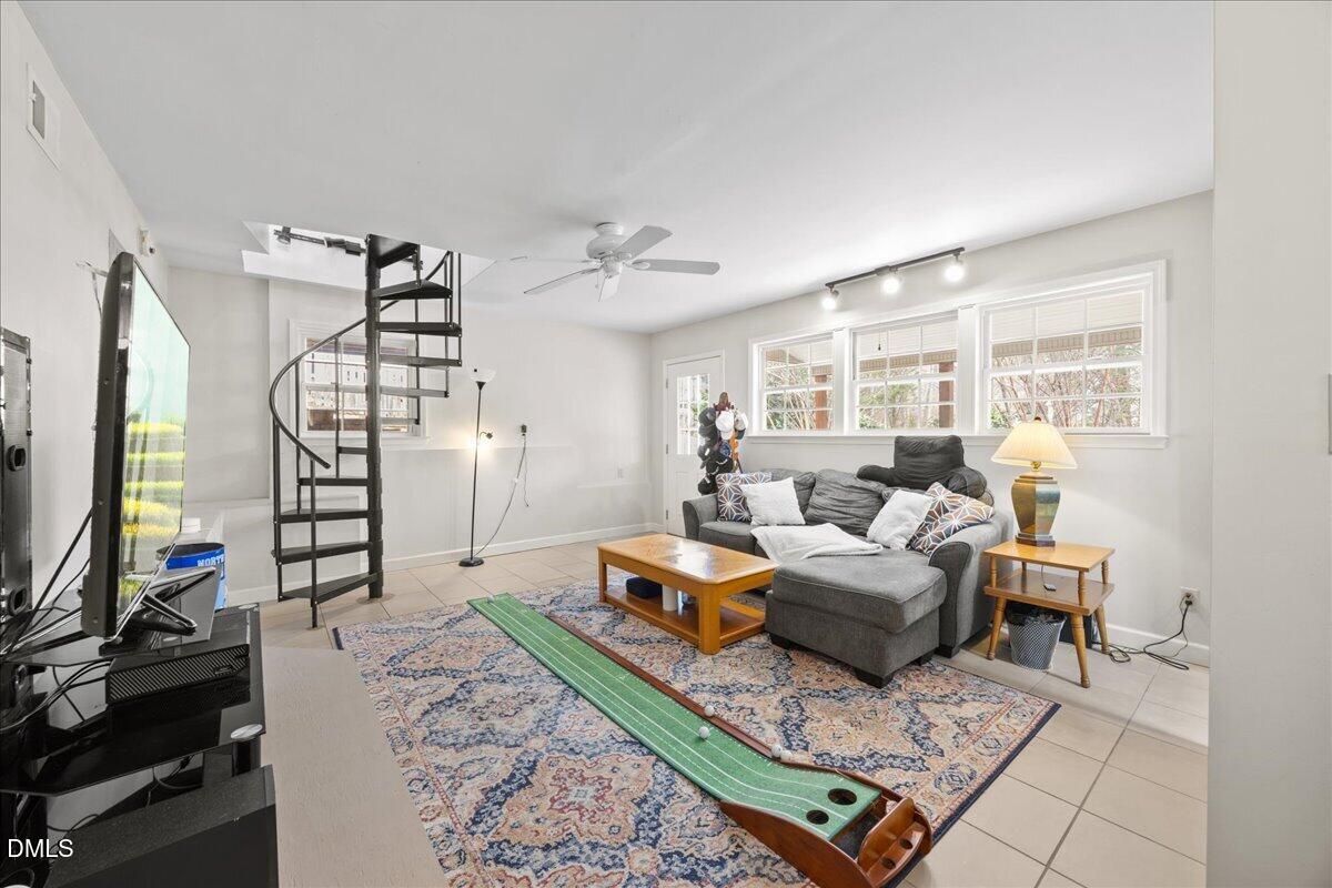 813 Deer Hollow Court
