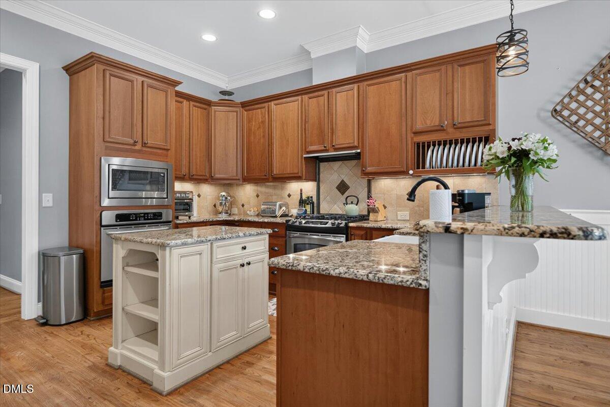 1349 Heritage Heights Lane