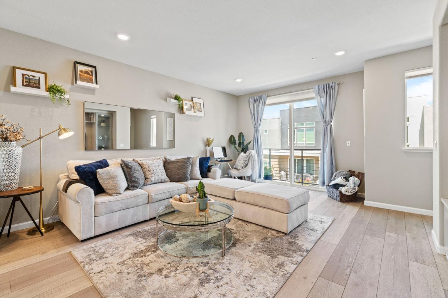2976 Vineyard PL 2