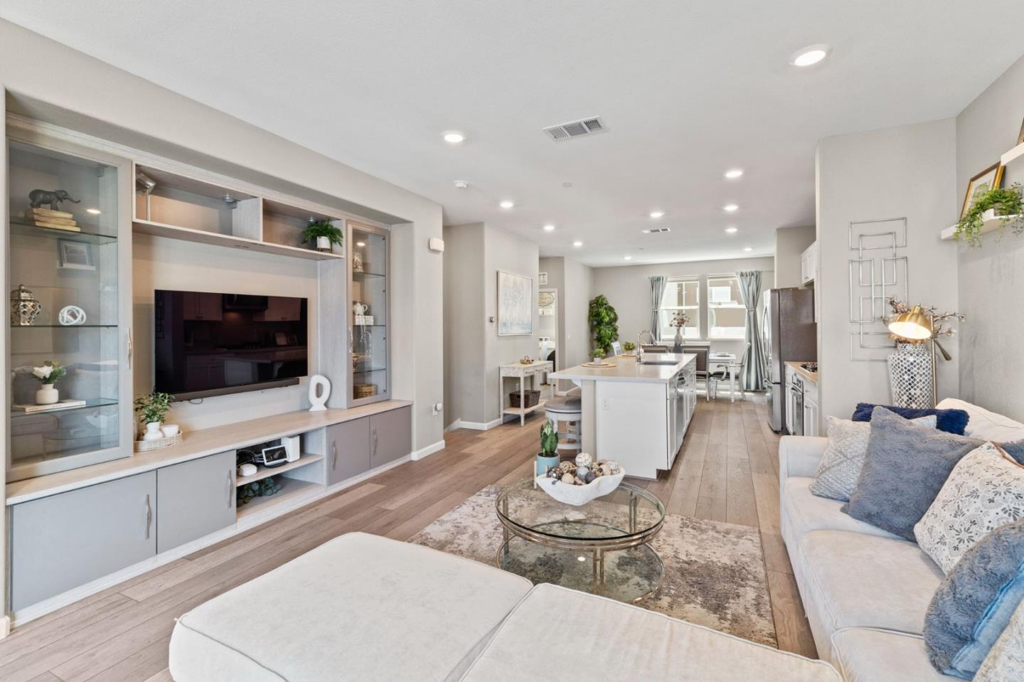 2976 Vineyard PL 2