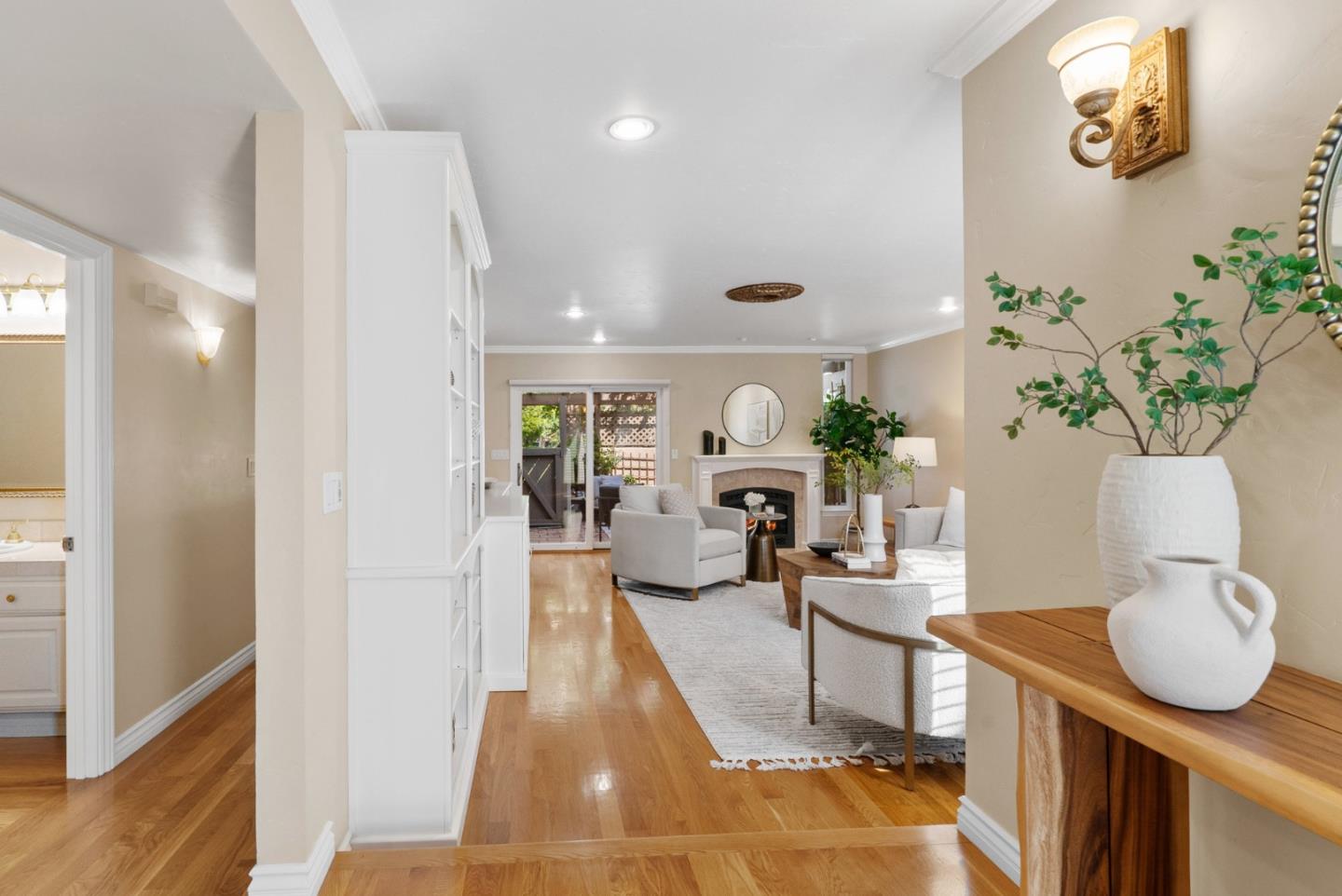 1581 Whiterock CIR