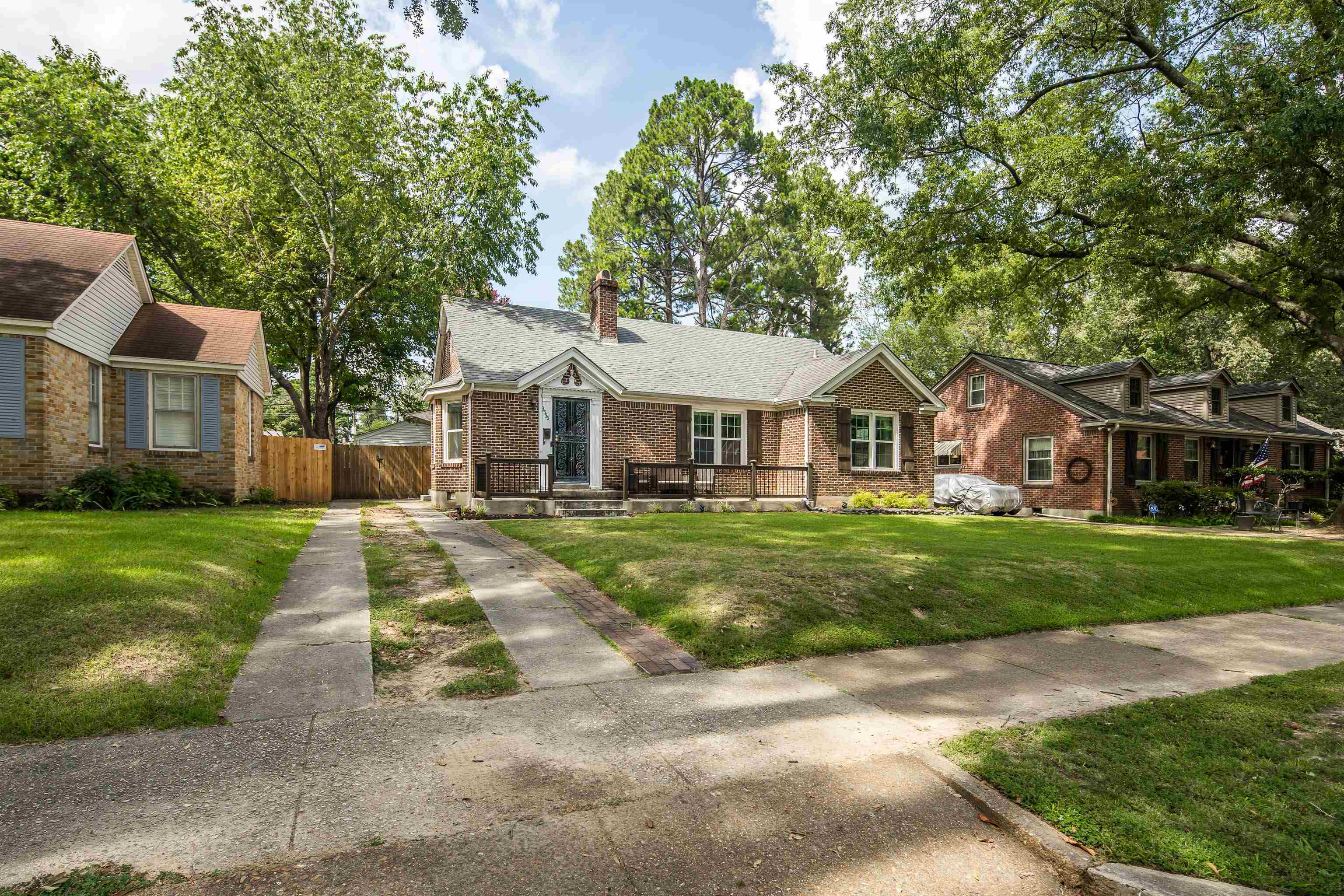 3556 PHILWOOD AVE