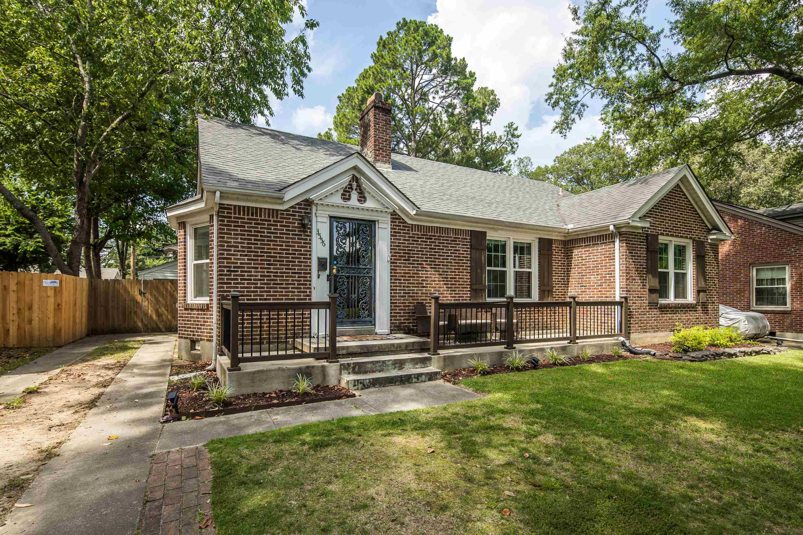 3556 PHILWOOD AVE