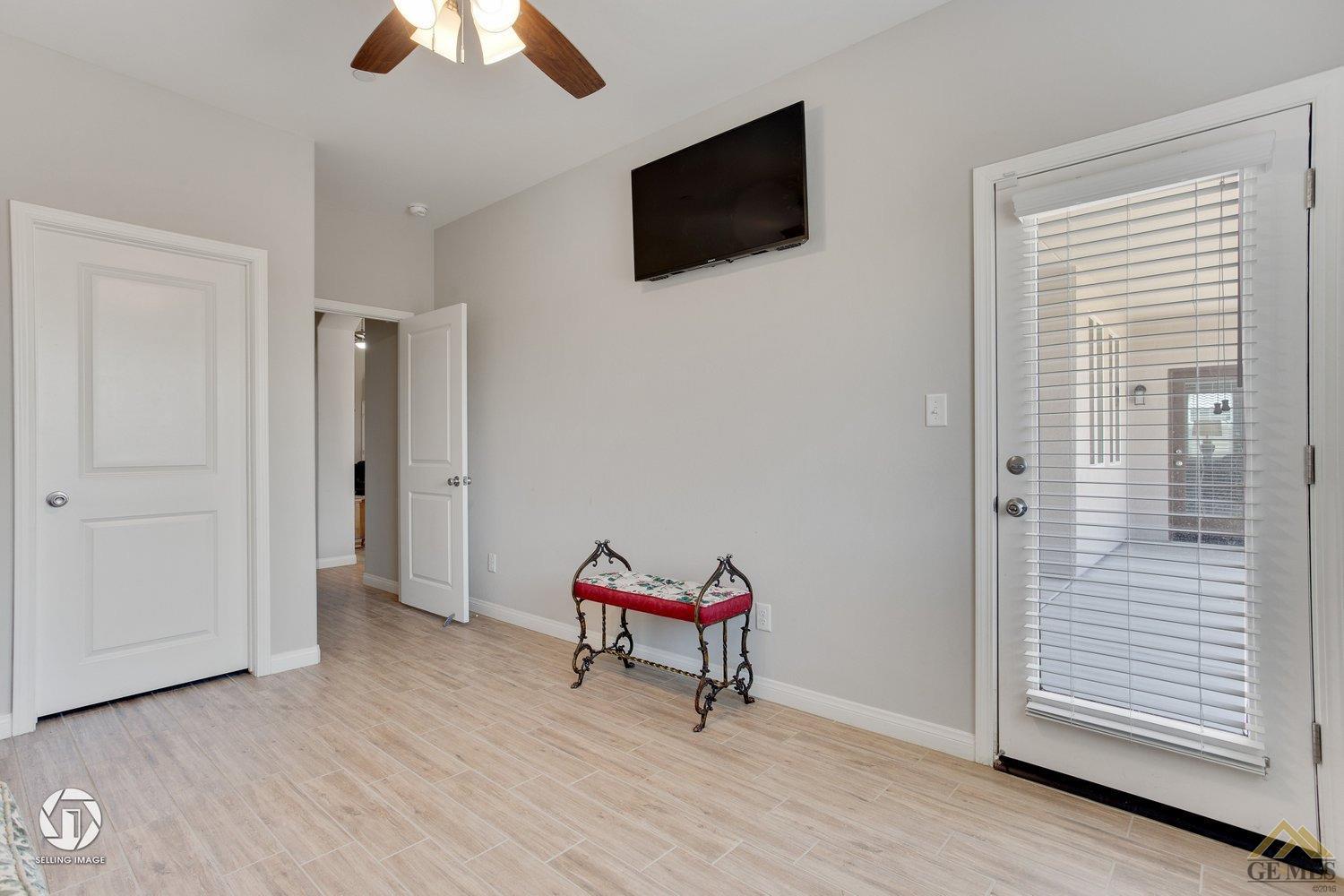 7121 Cattail Creek Way