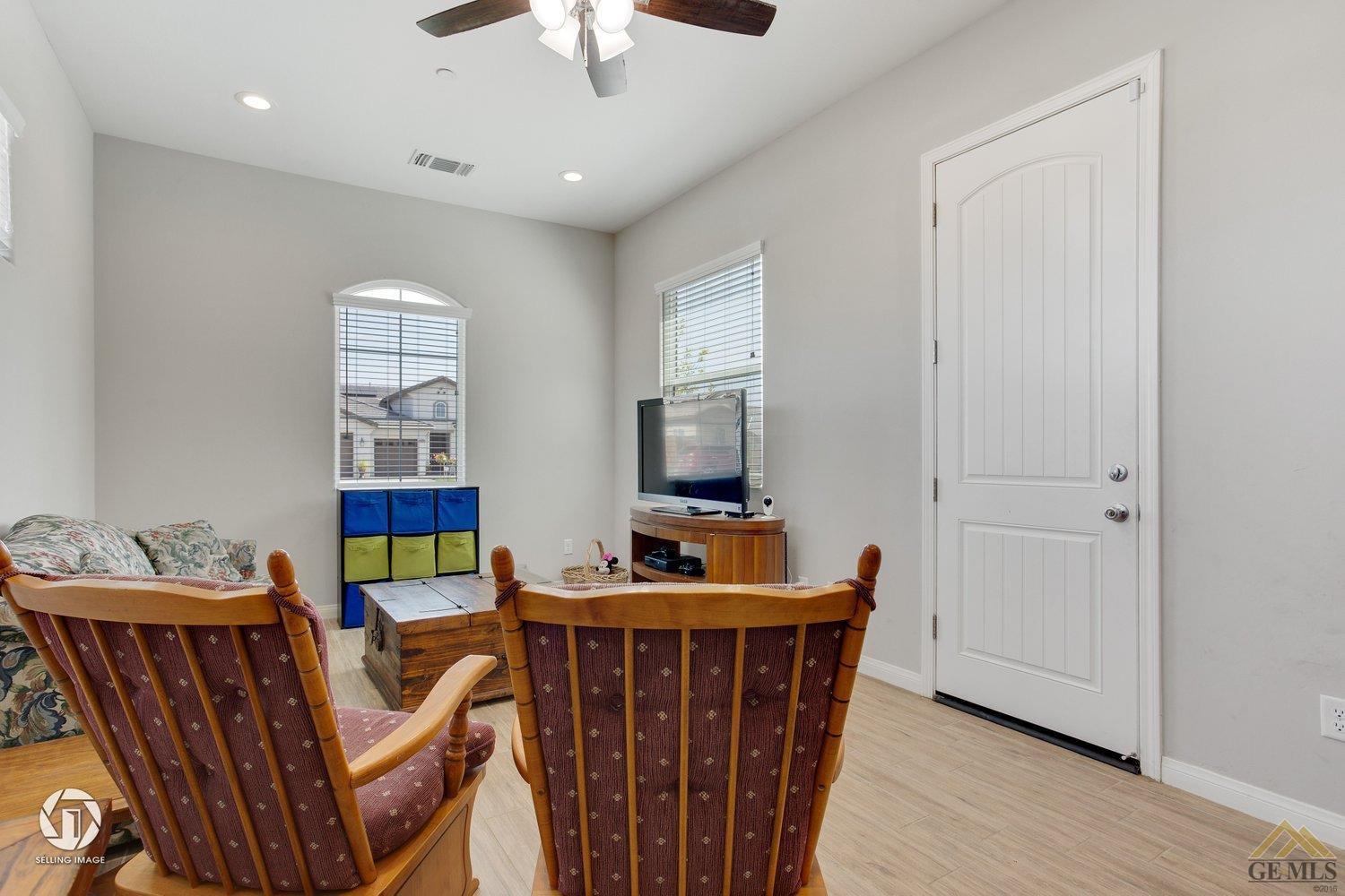 7121 Cattail Creek Way