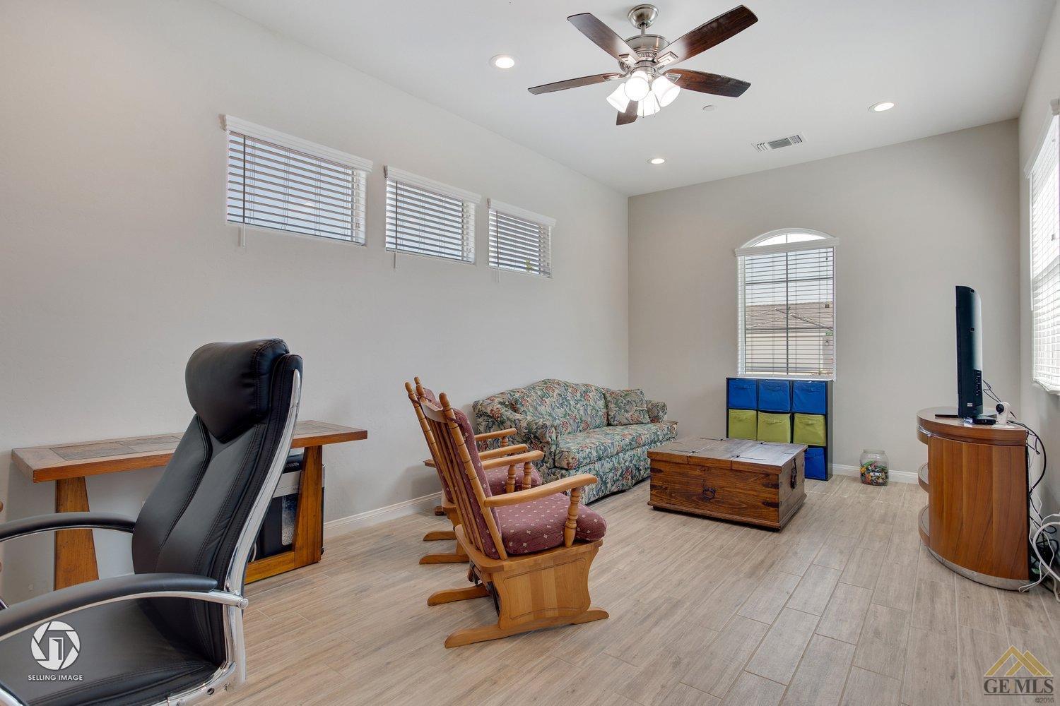 7121 Cattail Creek Way