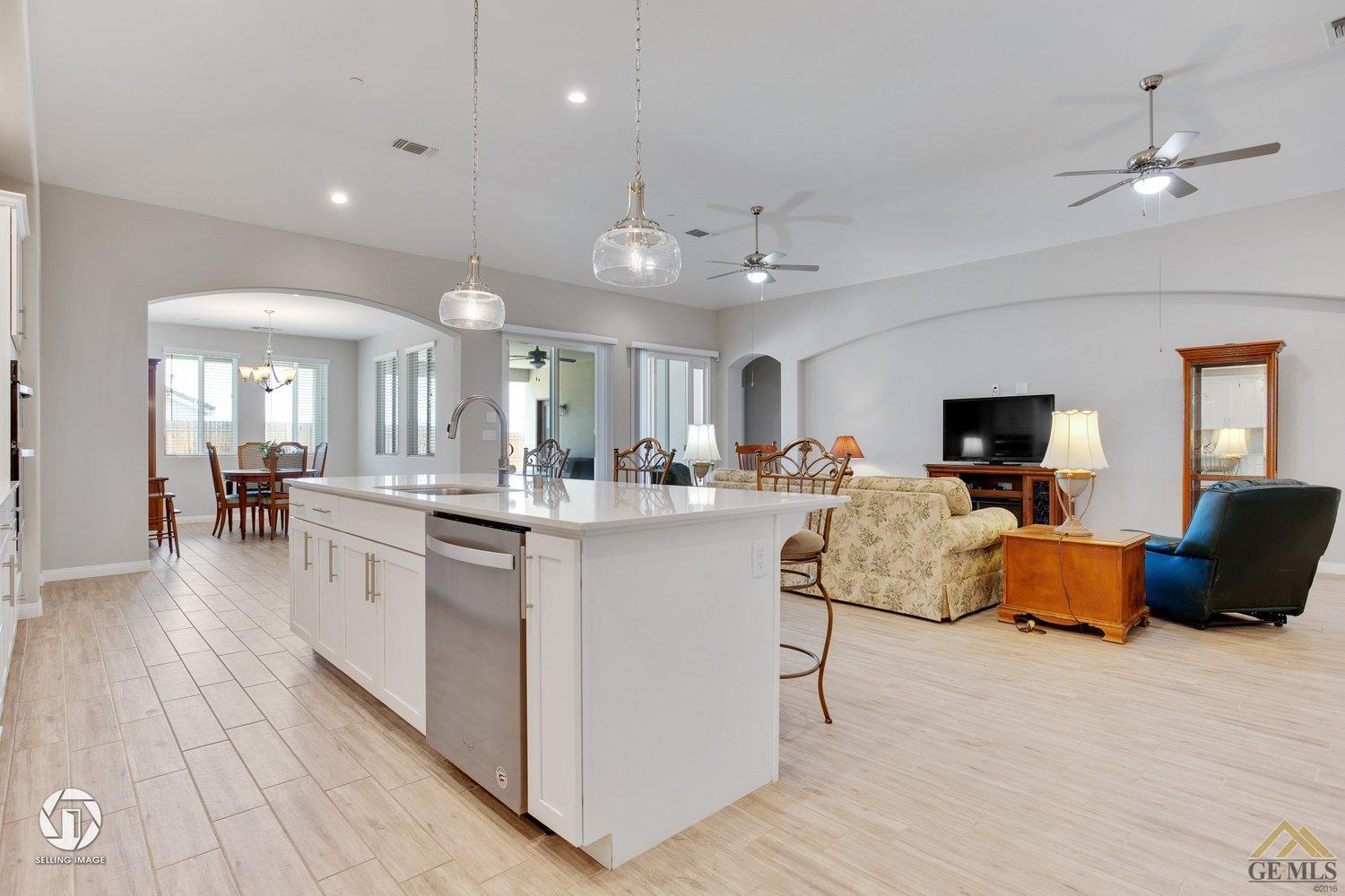 7121 Cattail Creek Way