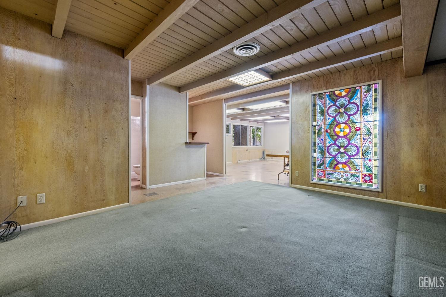 415 E Belle Terrace