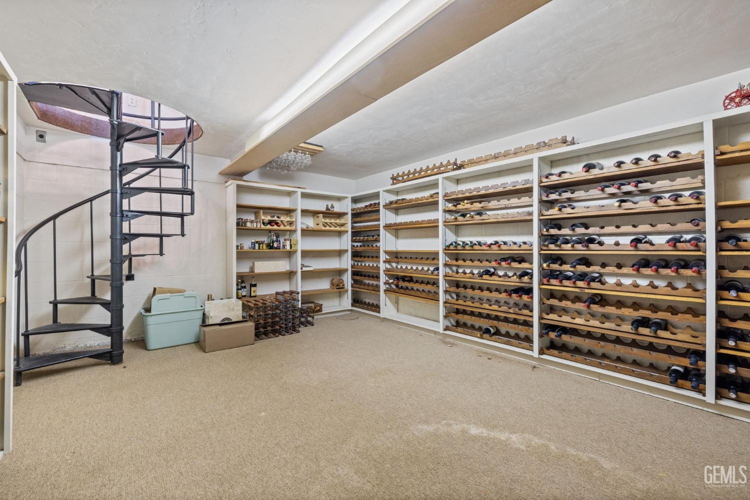 415 E Belle Terrace