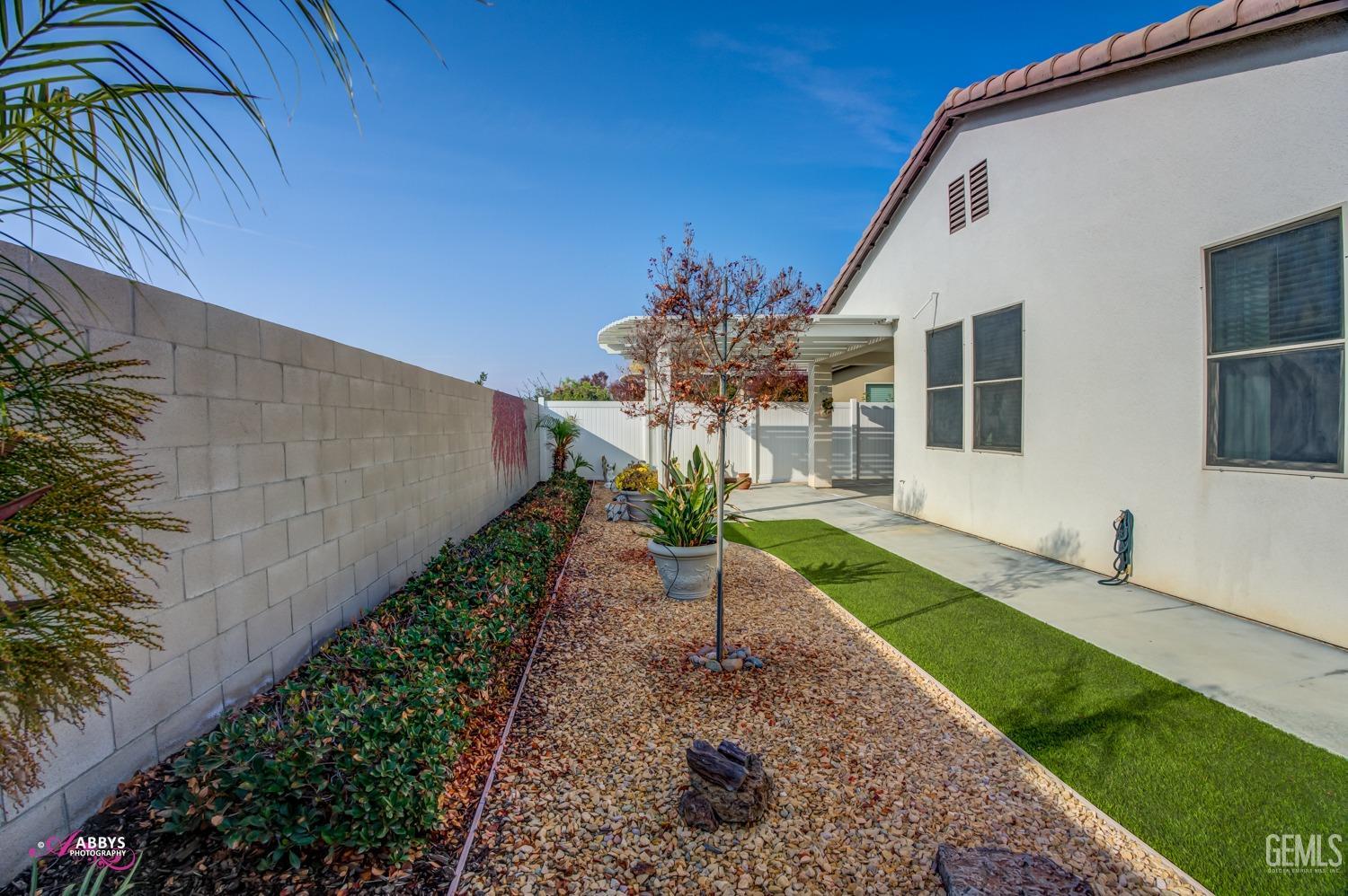 12613 French Park Lane