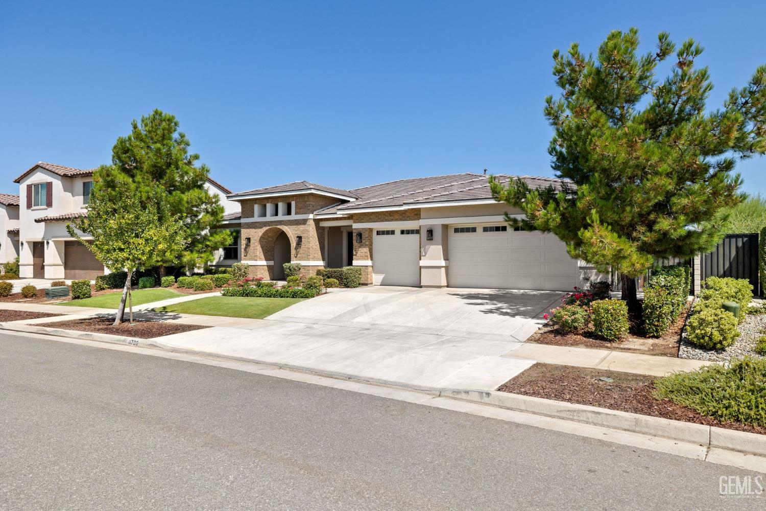 11700 Vinery Way