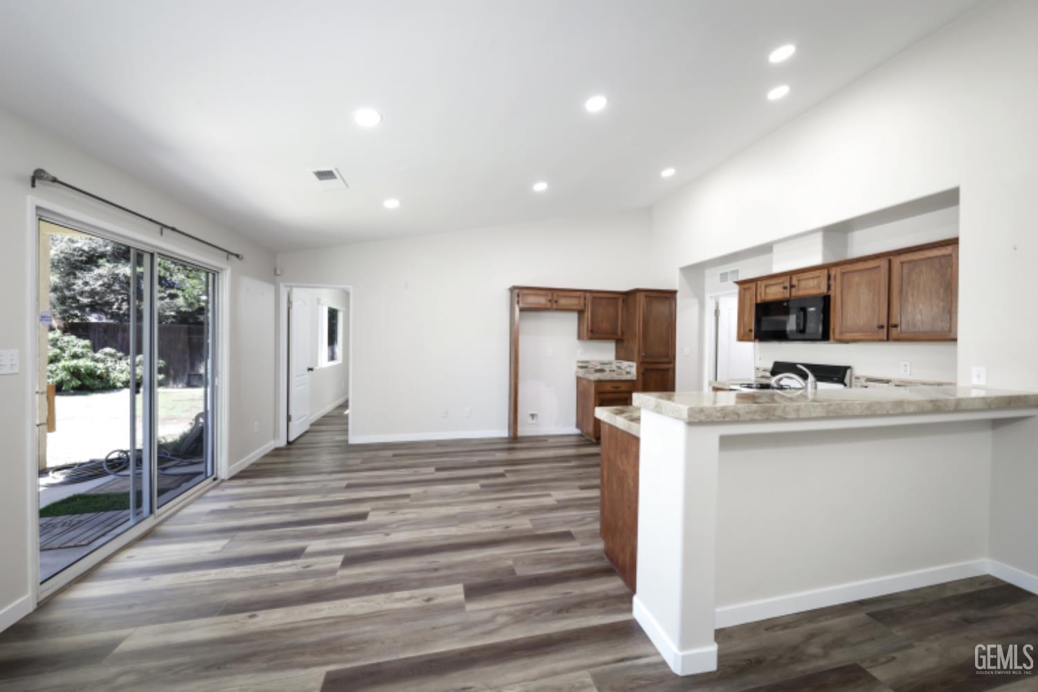 4809 Independence Court