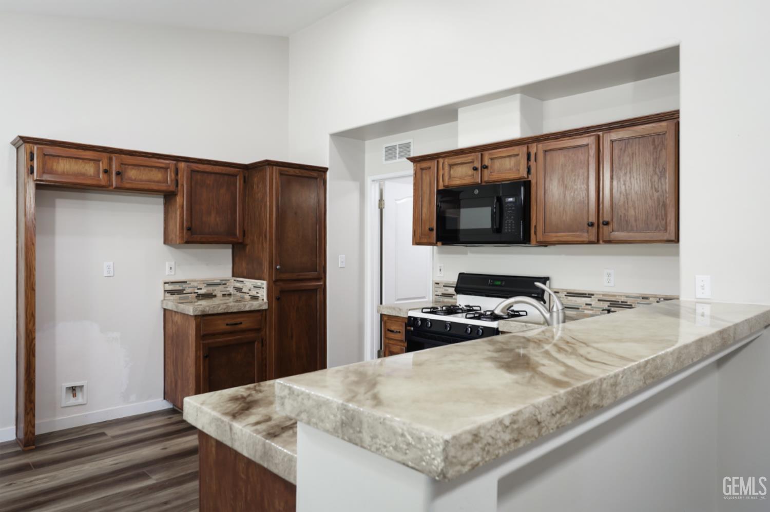 4809 Independence Court