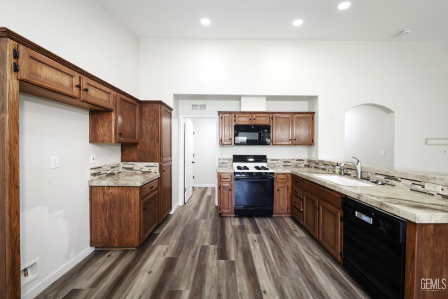 4809 Independence Court