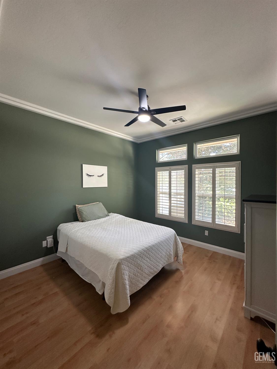 9003 Forest Oaks Court