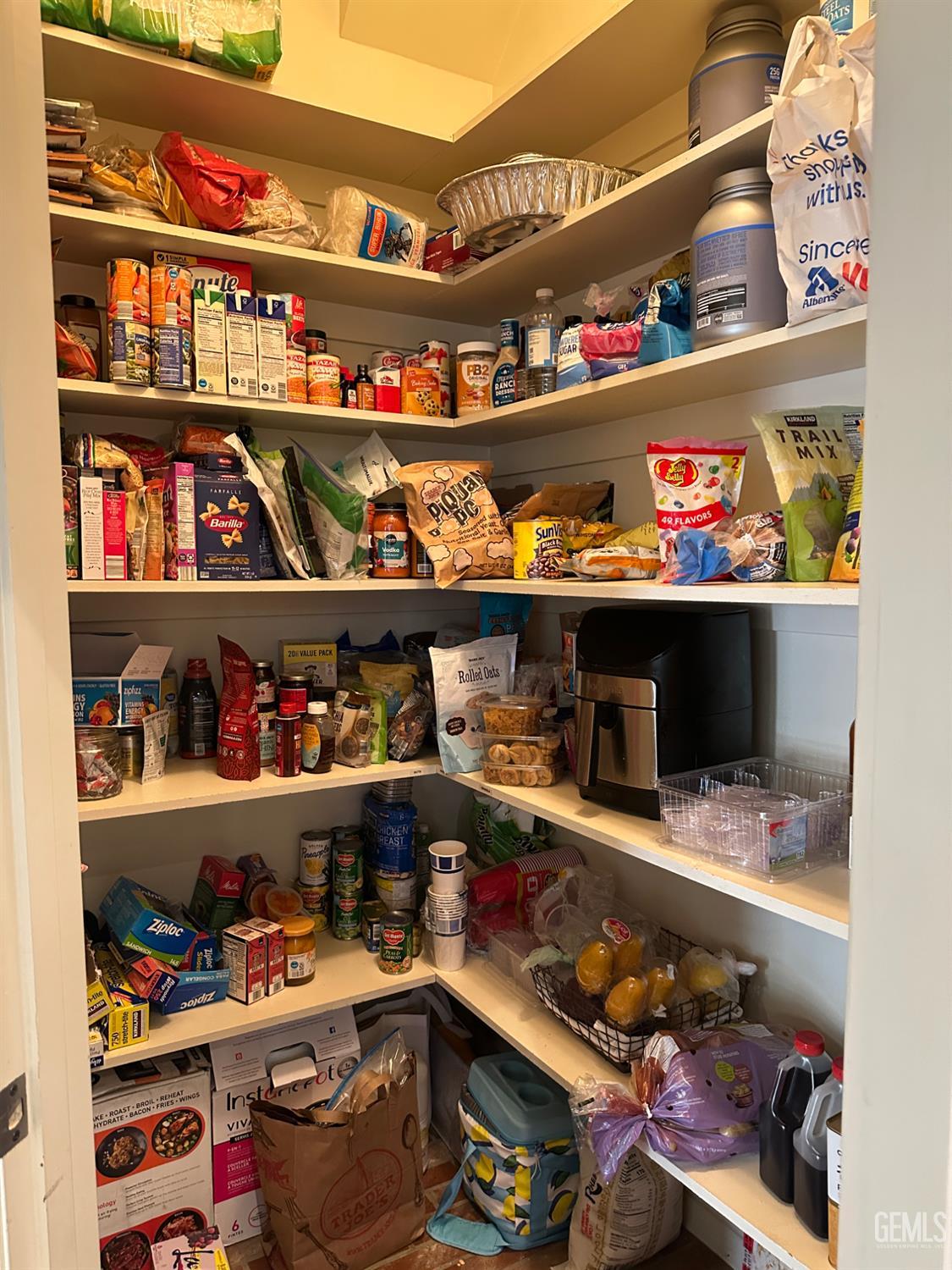 9003 Forest Oaks Court