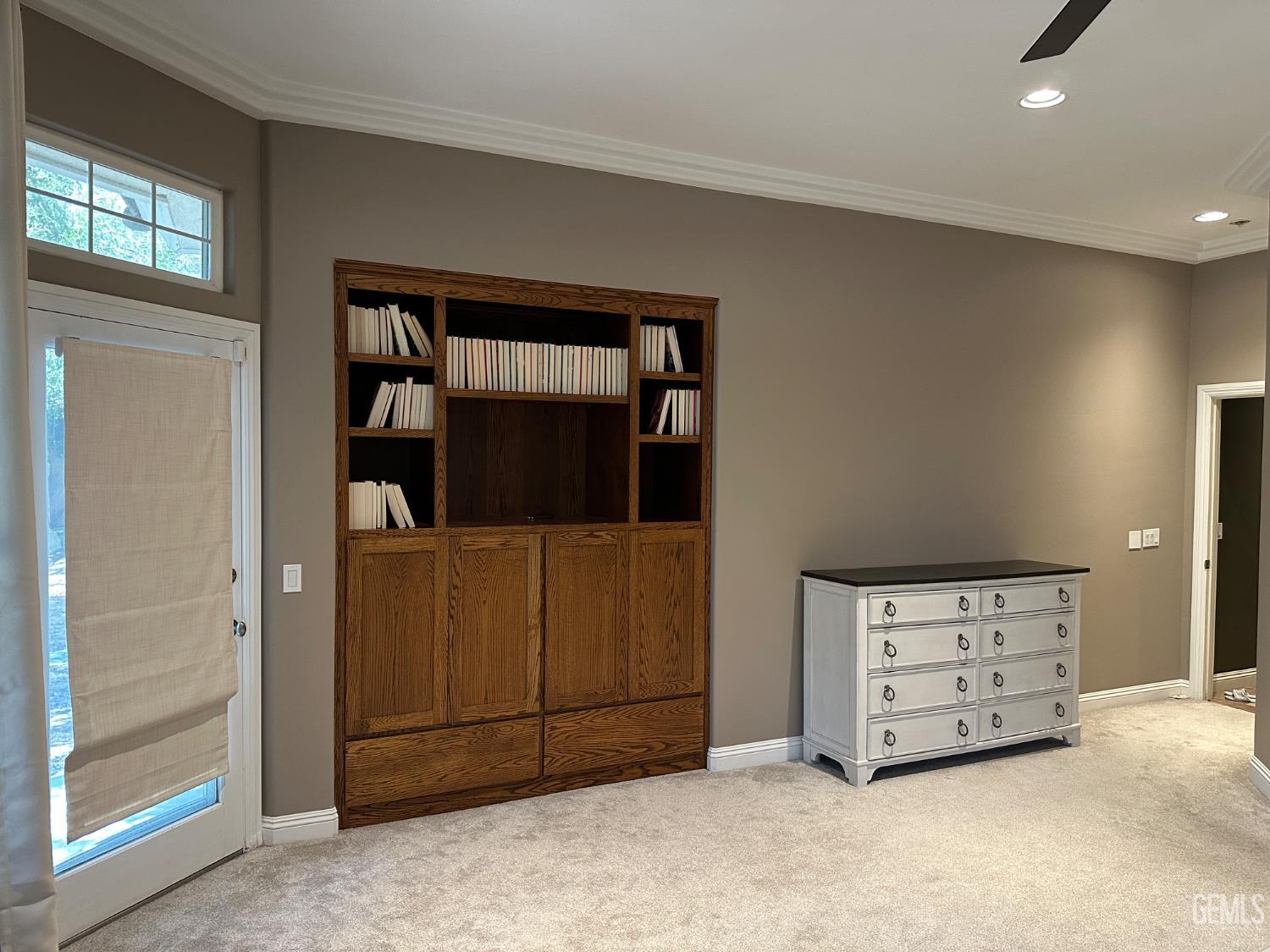 9003 Forest Oaks Court