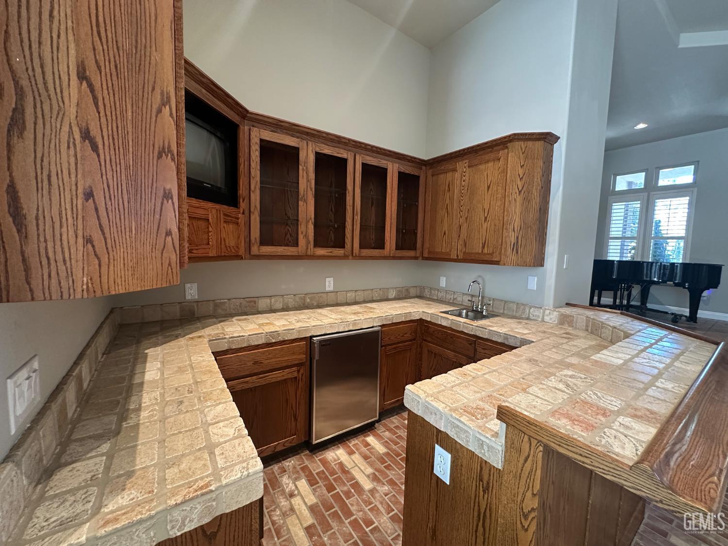 9003 Forest Oaks Court