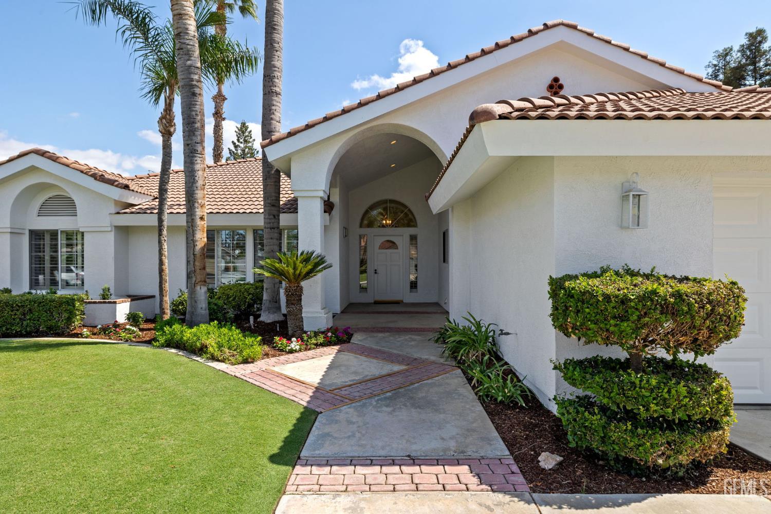 2508 Oak Crest Court