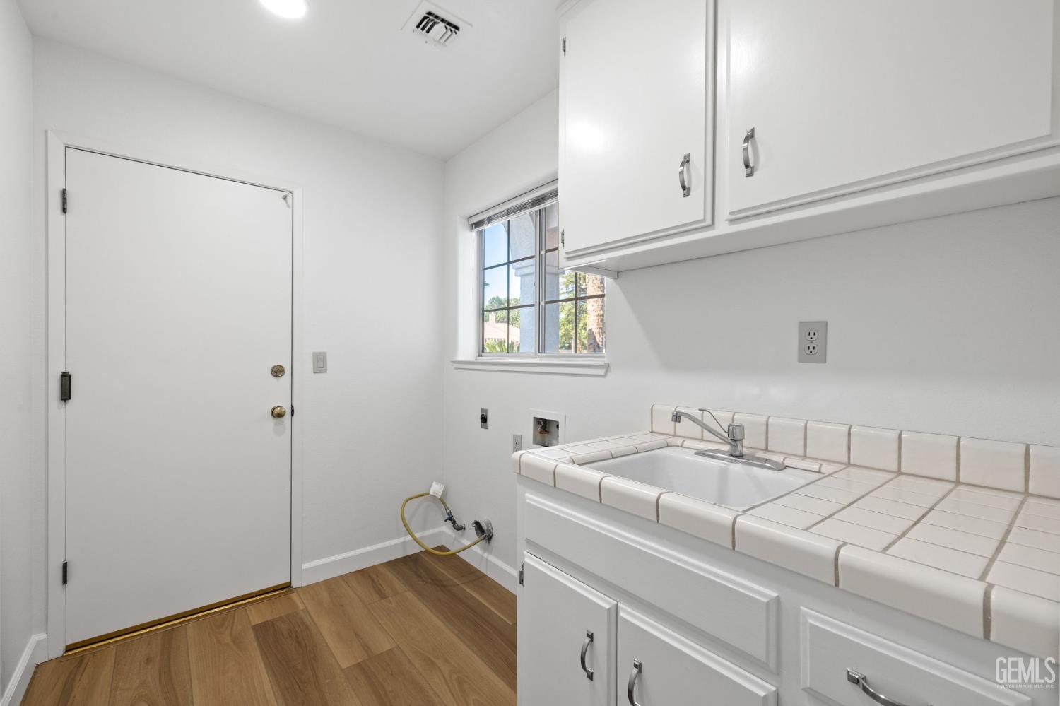2508 Oak Crest Court