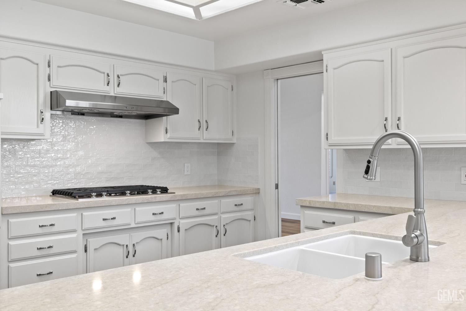 2508 Oak Crest Court