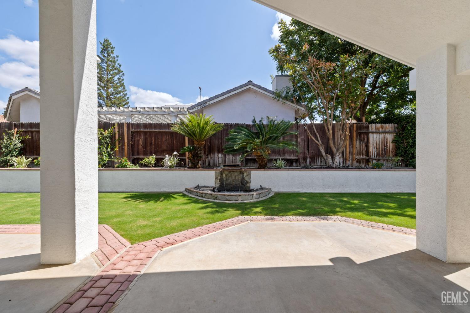 2508 Oak Crest Court