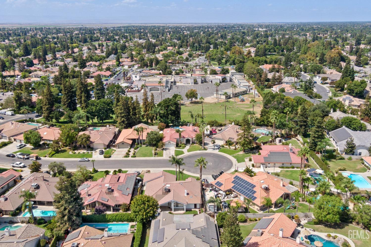 2508 Oak Crest Court