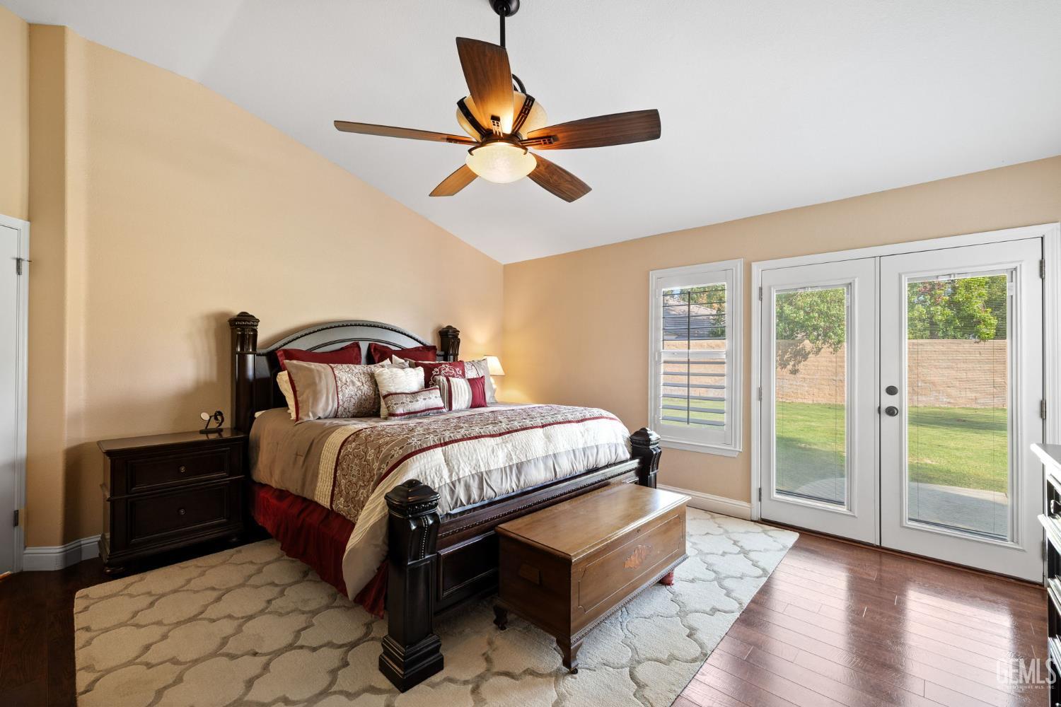 15401 Mabel Court