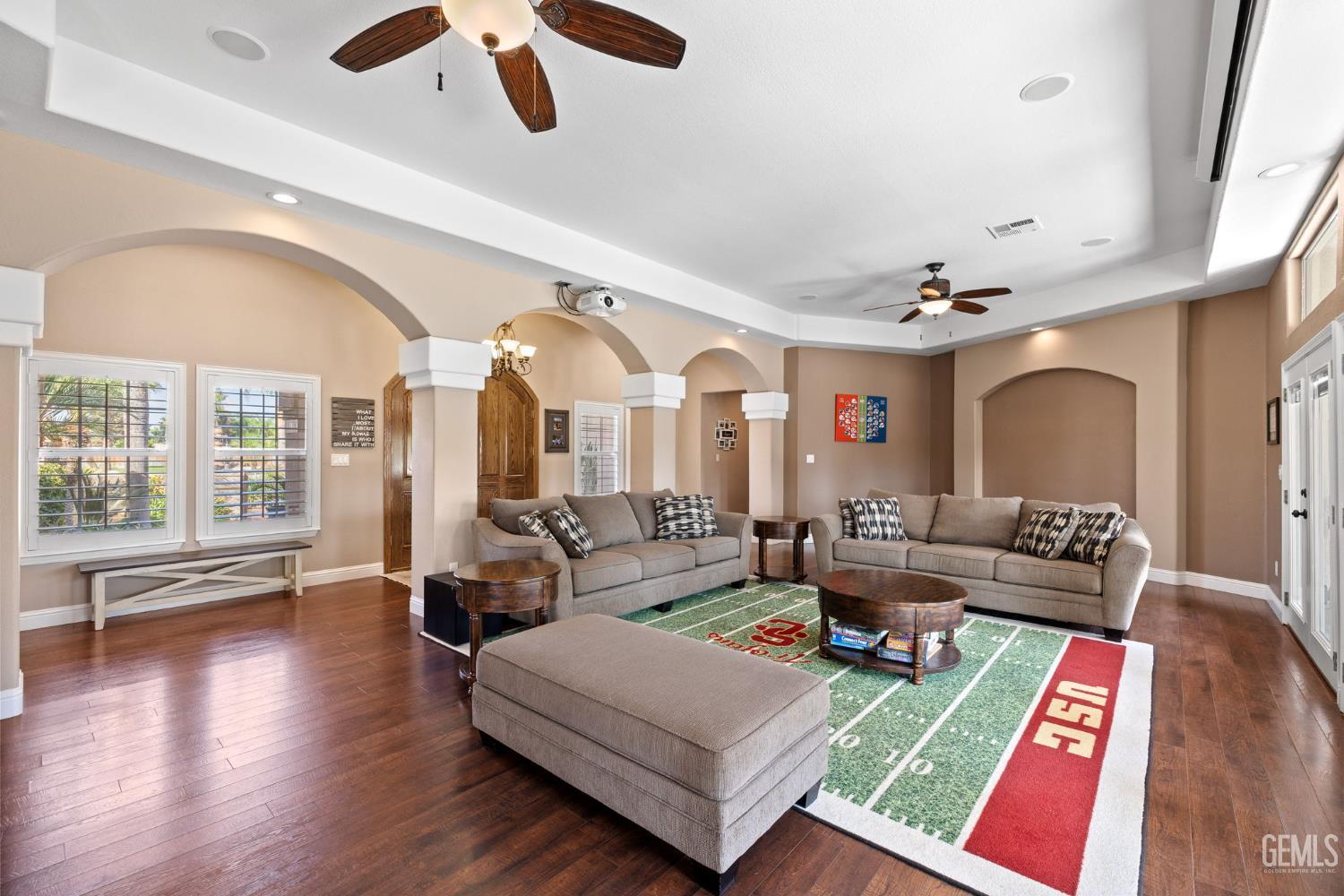 15401 Mabel Court