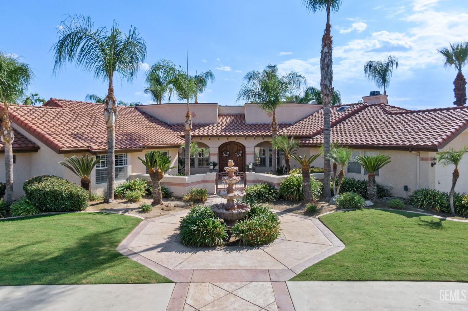 15401 Mabel Court