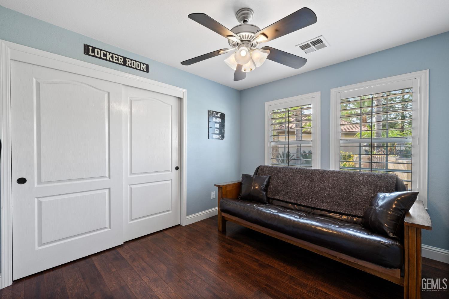 15401 Mabel Court