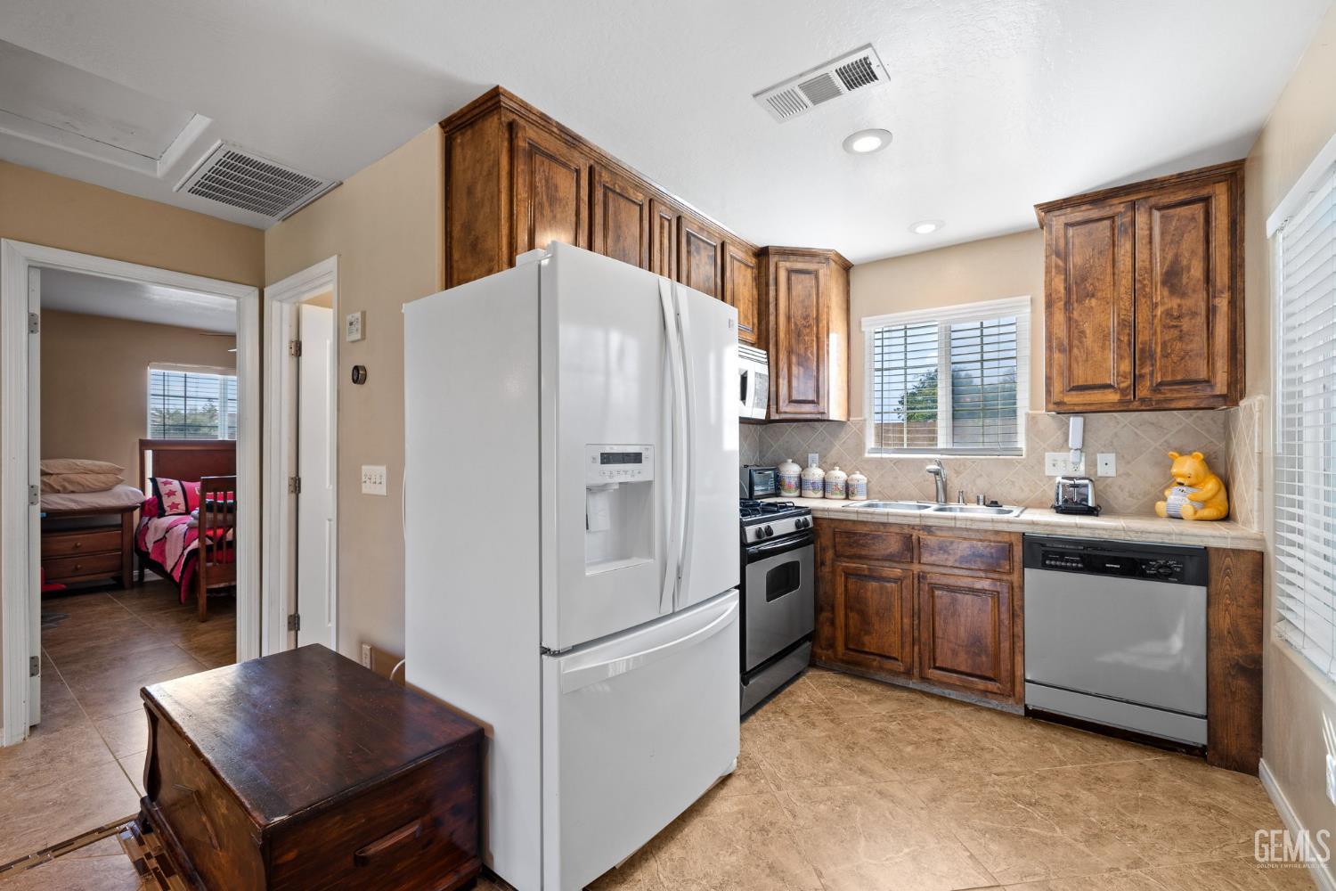 15401 Mabel Court