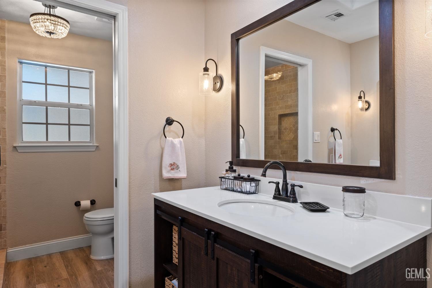 15401 Mabel Court
