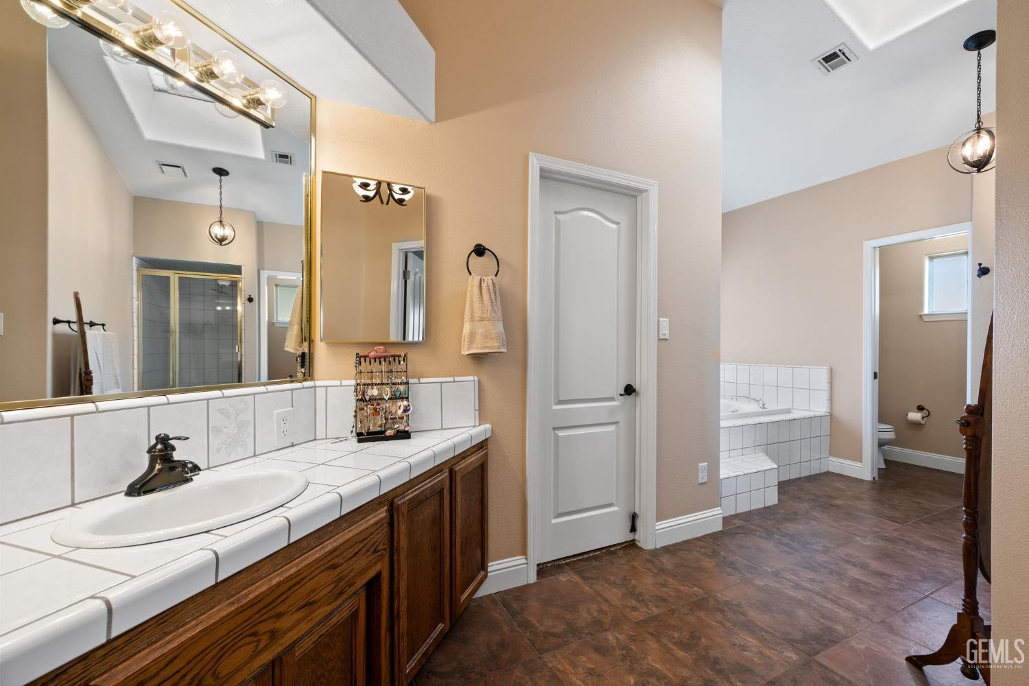 15401 Mabel Court