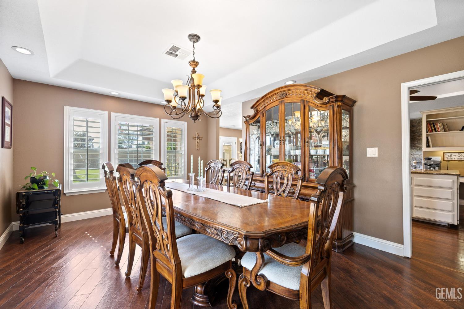 15401 Mabel Court