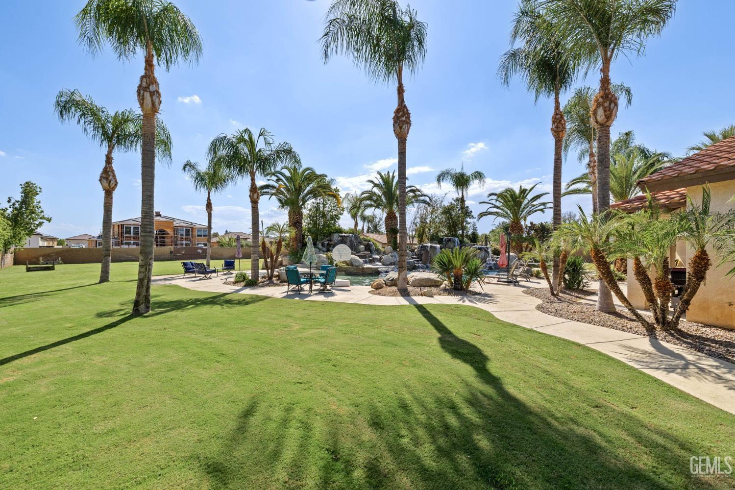 15401 Mabel Court