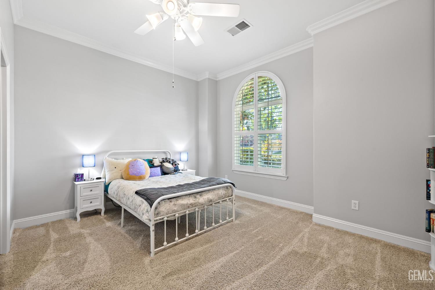 15918 Clos Du Val Avenue